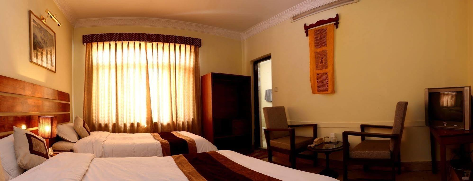 Hotel Thorong Peak Kathmandu Exterior foto